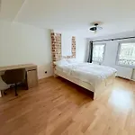 בית נופש Triplex Belle Epoque Hypercenter מלון