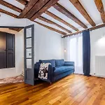 בית נופש Triplex Belle Epoque Hypercenter *