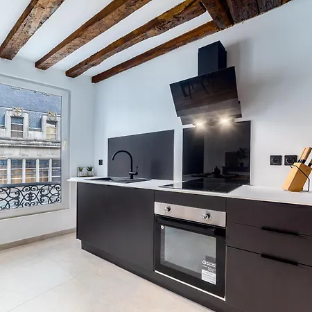 Triplex Belle Epoque Hypercenter בית נופש
