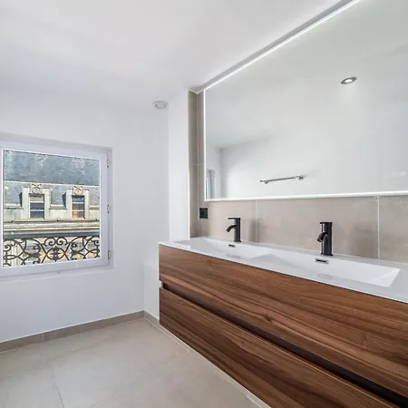 Triplex Belle époque Hypercenter Сasa de vacaciones Melun