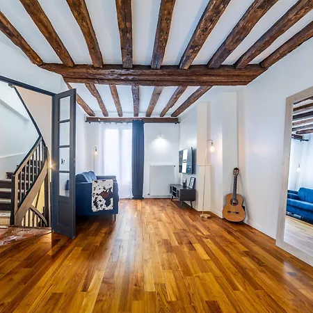 Charming Triplex Hypercentre Ferienhaus *